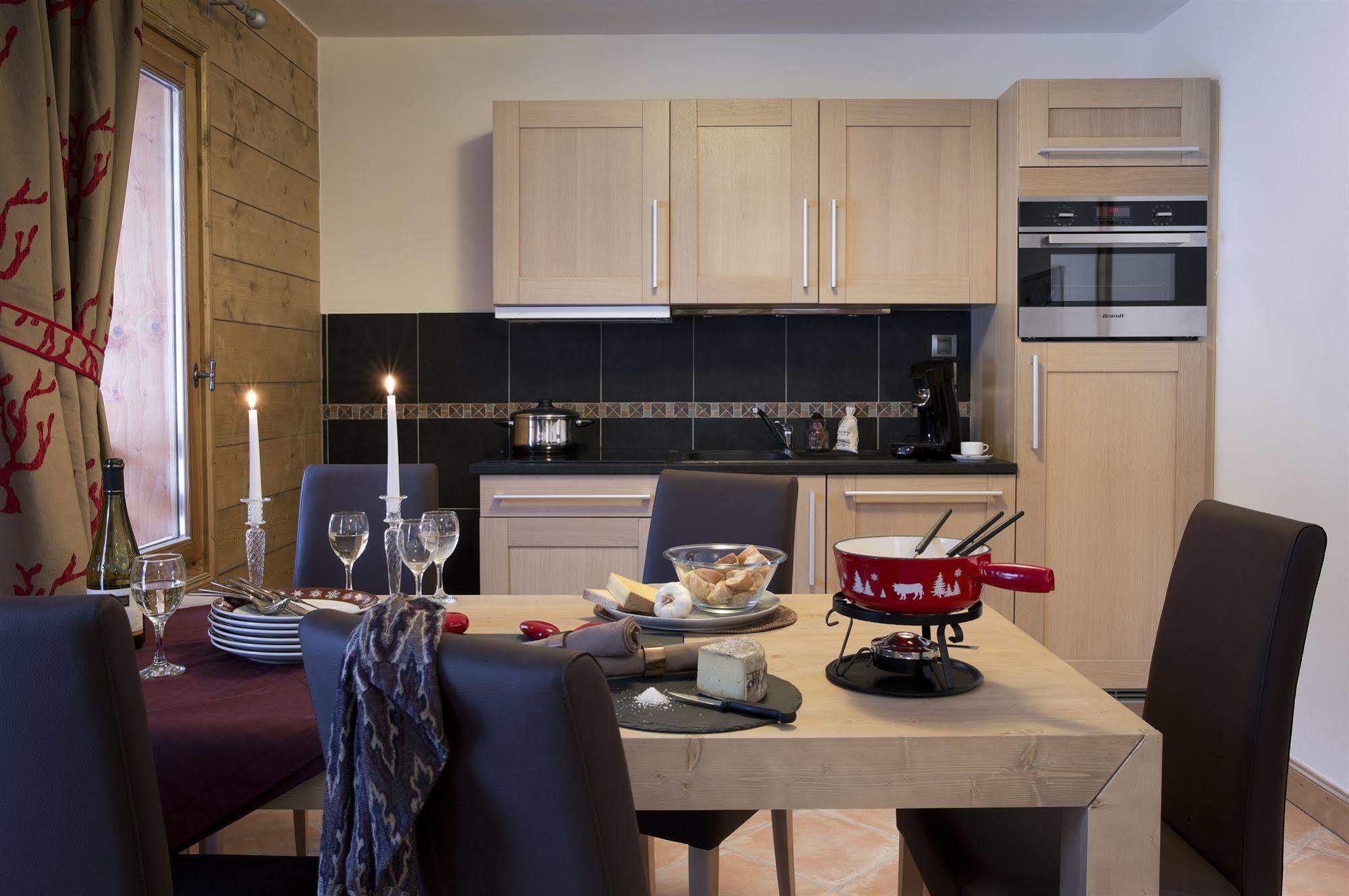 Cgh Residences & Spas Les Chalets De Flambeau Ланлебур-Мон-Сени Экстерьер фото